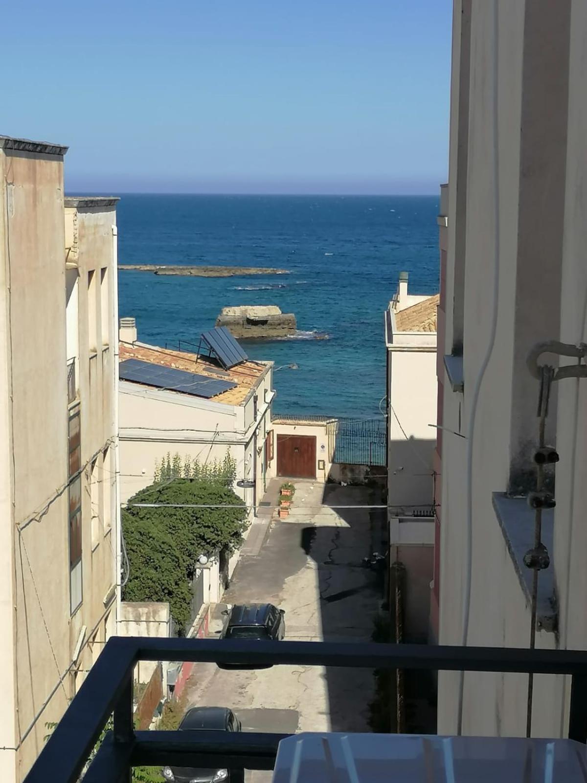 Sea View Apartment Siraküza Dış mekan fotoğraf