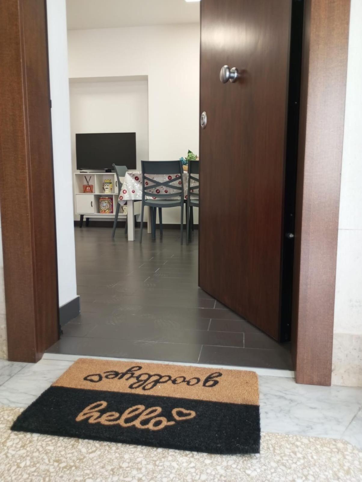 Sea View Apartment Siraküza Dış mekan fotoğraf