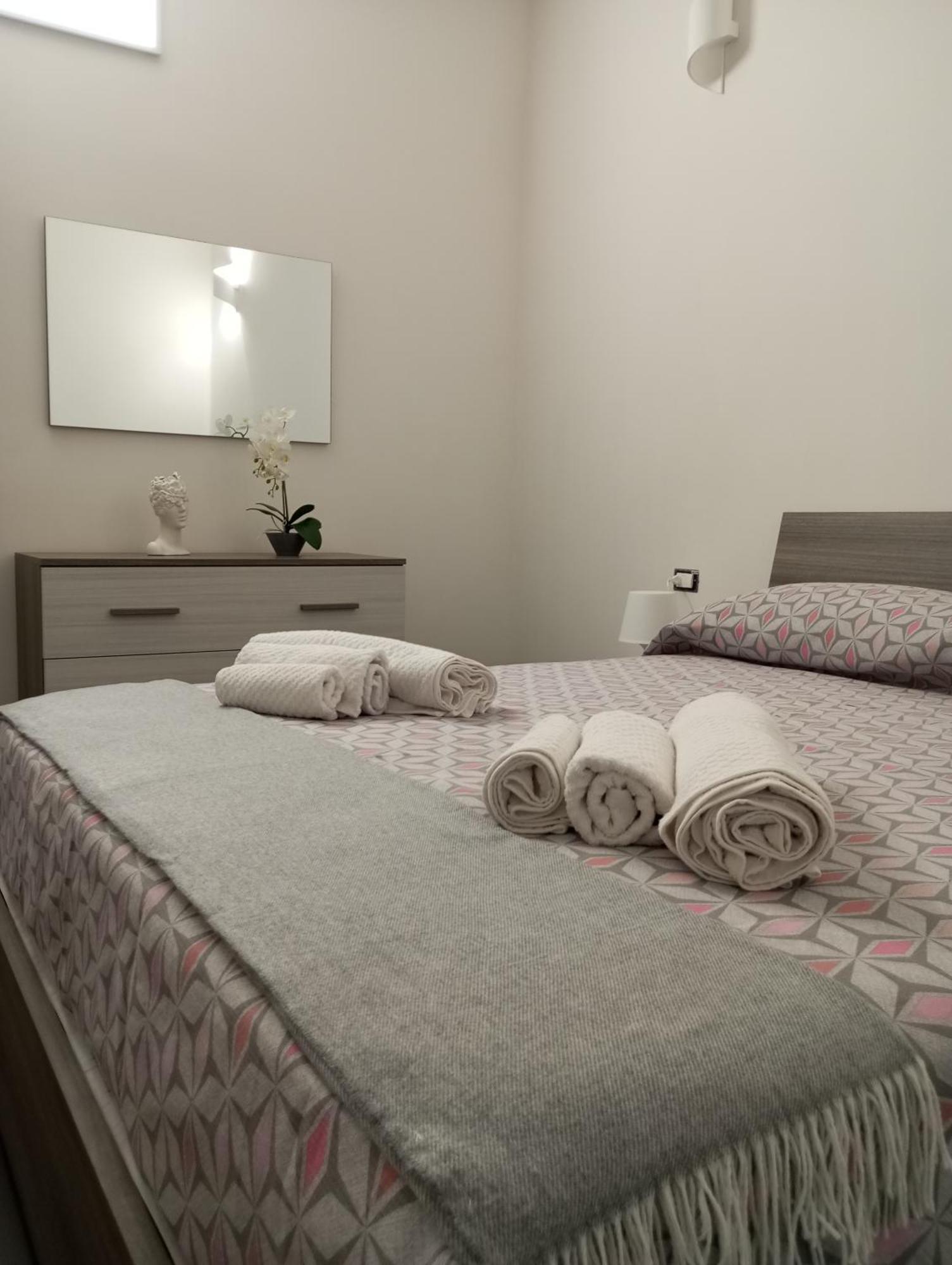 Sea View Apartment Siraküza Dış mekan fotoğraf
