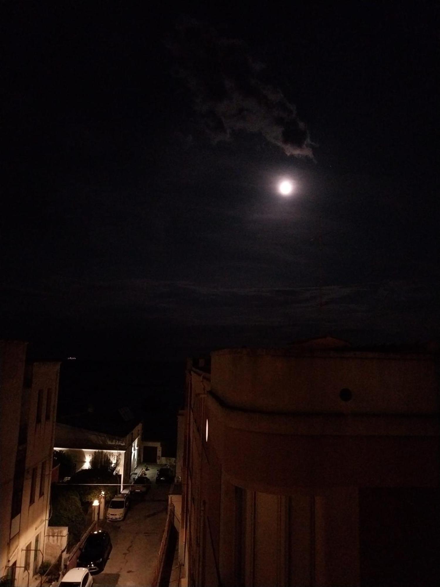 Sea View Apartment Siraküza Dış mekan fotoğraf