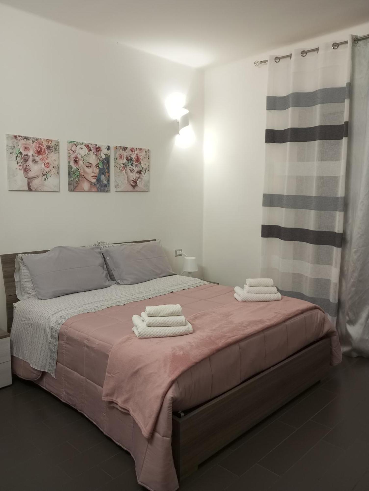 Sea View Apartment Siraküza Dış mekan fotoğraf